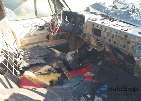 1985 Chevrolet C30 from USA, damaged, VIN 1GCHC33W7FS164158